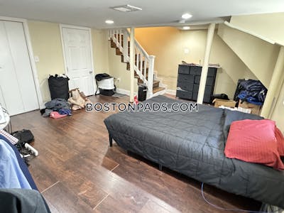 Fort Hill 4 Beds 2 Baths Boston - $4,700 No Fee