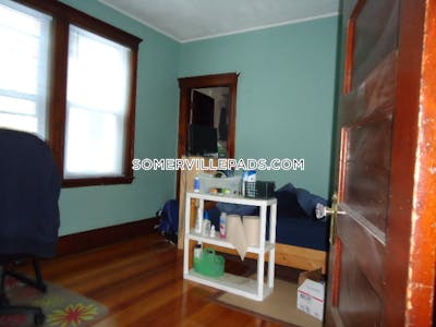 Somerville 4 Beds 1 Bath  Tufts - $4,900