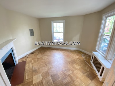 Cambridge Spacious 6 bed located in Harvard Square!  Harvard Square - $11,000