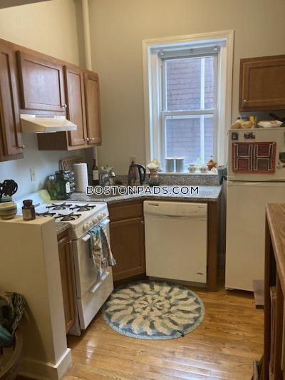 Allston Studio 1 Bath Boston - $2,200 50% Fee