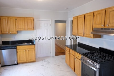 Dorchester 4 Beds 1 Bath Boston - $2,800 No Fee