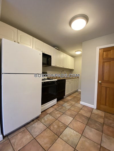 Cambridge 3 Beds 1 Bath  Central Square/cambridgeport - $3,800 No Fee