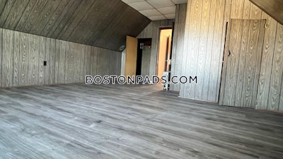 Somerville 6 Beds 1.5 Baths  Tufts - $6,300