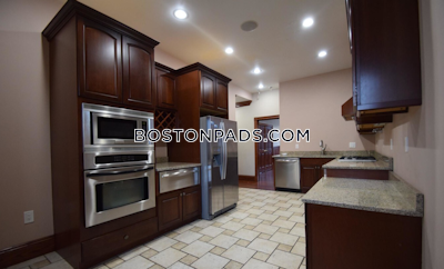 Brookline 4 Beds 2 Baths  Cleveland Circle - $5,600 No Fee