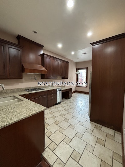 Brookline 4 Beds 2 Baths  Cleveland Circle - $5,600 No Fee