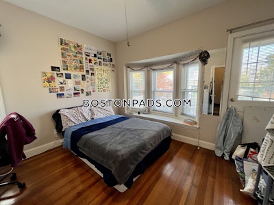 Somerville 5 Bed 2 Bath SOMERVILLE  Tufts - $6,250