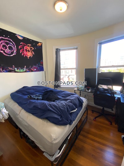 Mission Hill 4 Beds 2 Baths Boston - $5,000