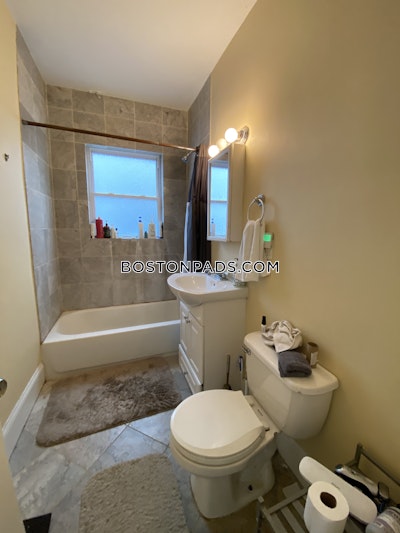 Mission Hill 6 Beds 2 Baths Boston - $10,800