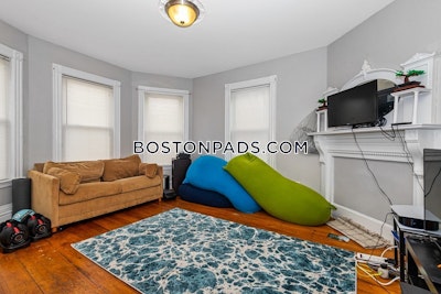 Mission Hill 5 Bed, 2 Bath Unit Boston - $8,750