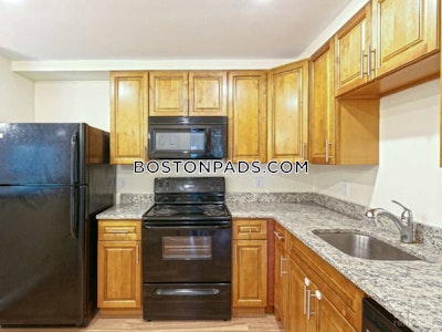 Needham Great 2 Beds 1 Bath - $3,200