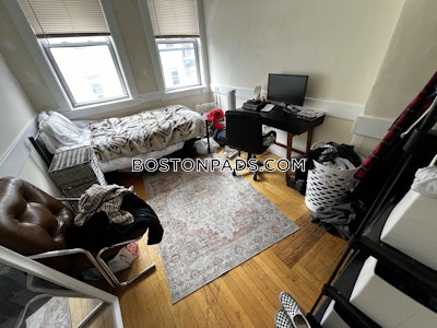 North End Apartment for rent 2 Bedrooms 1 Bath Boston - $3,800 50% Fee