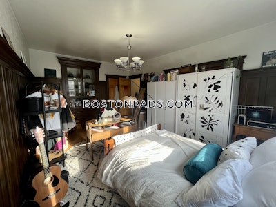 Brookline Apartment for rent 5 Bedrooms 2 Baths  Boston University - $7,500